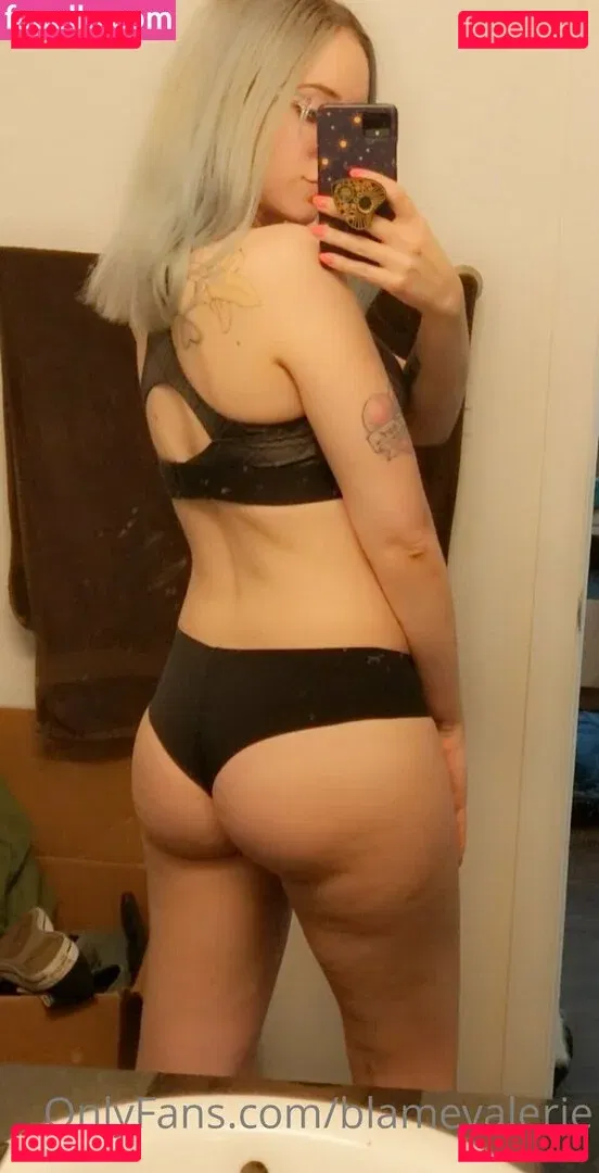 blamevalerie Onlyfans Photo Gallery 