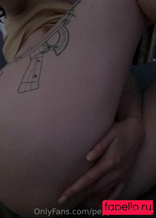 Pepperbells Nude Onlyfans Photo 19