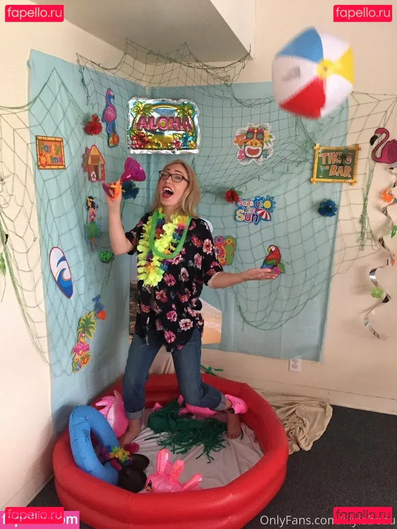 lilylabeau Onlyfans Photo Gallery 