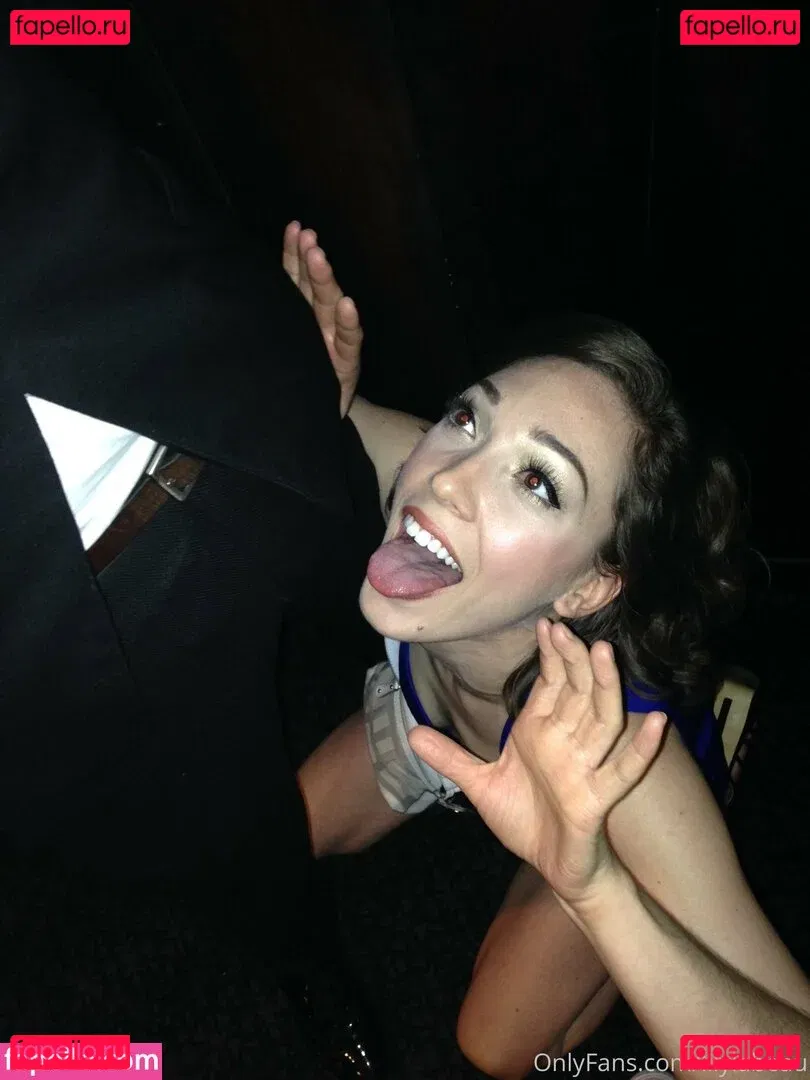 lilylabeau Onlyfans Photo Gallery 