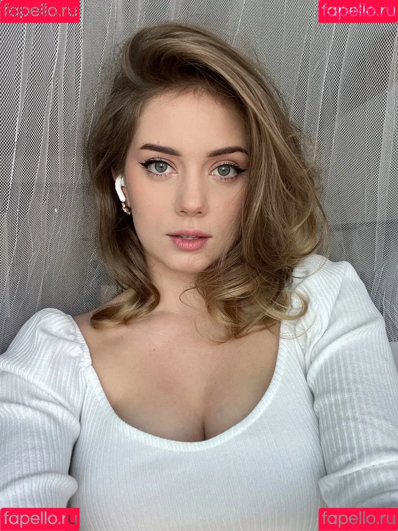 Bilochka ASMR Onlyfans Photo Gallery 
