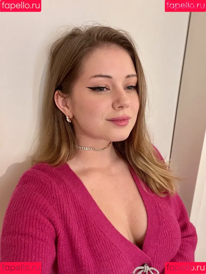 Bilochka ASMR Onlyfans Photo Gallery 