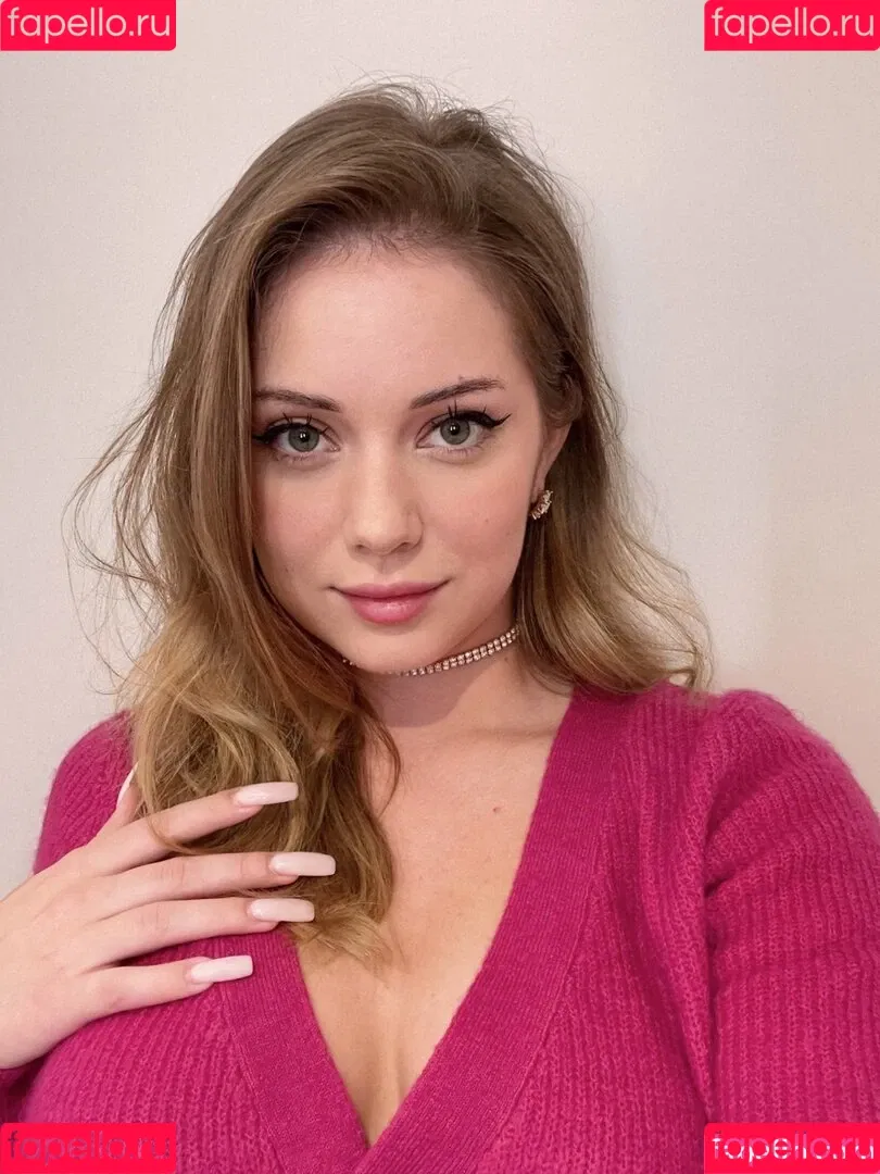 Bilochka ASMR Onlyfans Photo Gallery 