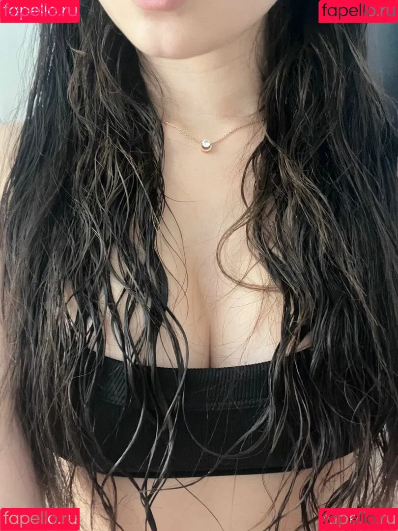 linawinaly Onlyfans Photo Gallery 
