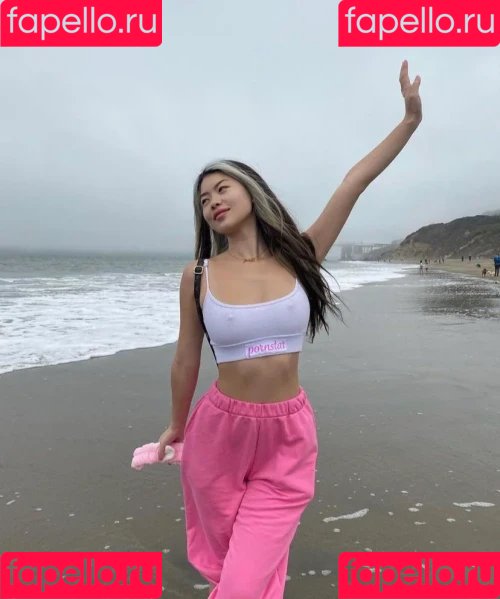 linawinaly Onlyfans Photo Gallery 