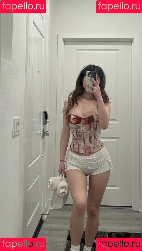 linawinaly Onlyfans Photo Gallery 