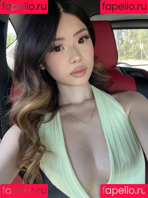 linawinaly Onlyfans Photo Gallery 