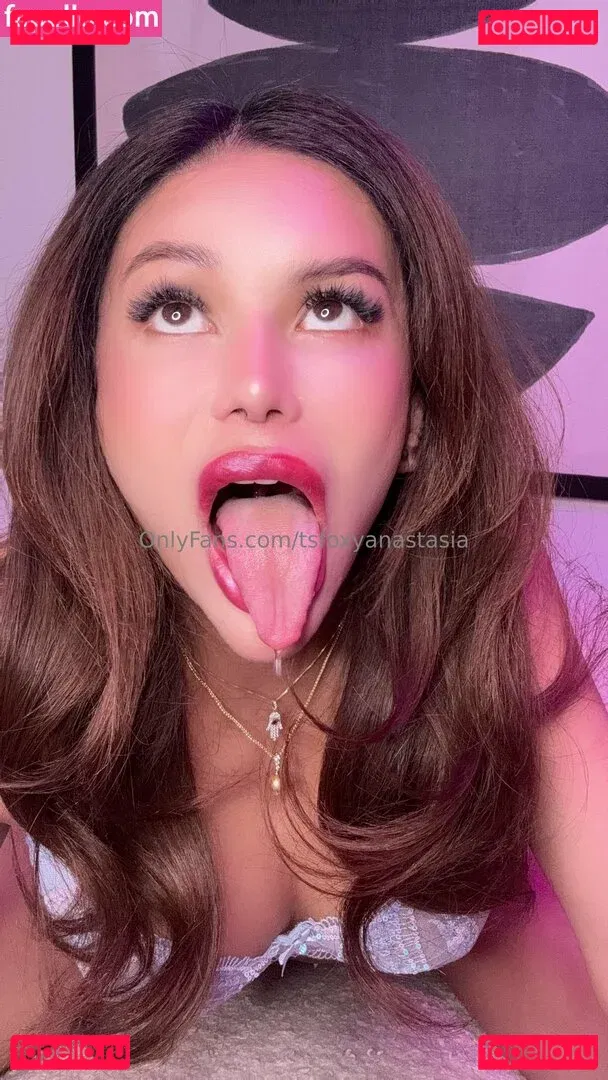 tsfoxyanastasia Onlyfans Photo Gallery 