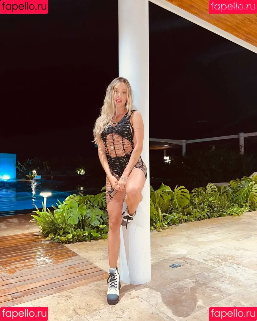 Mally Restrepo Onlyfans Photo Gallery 