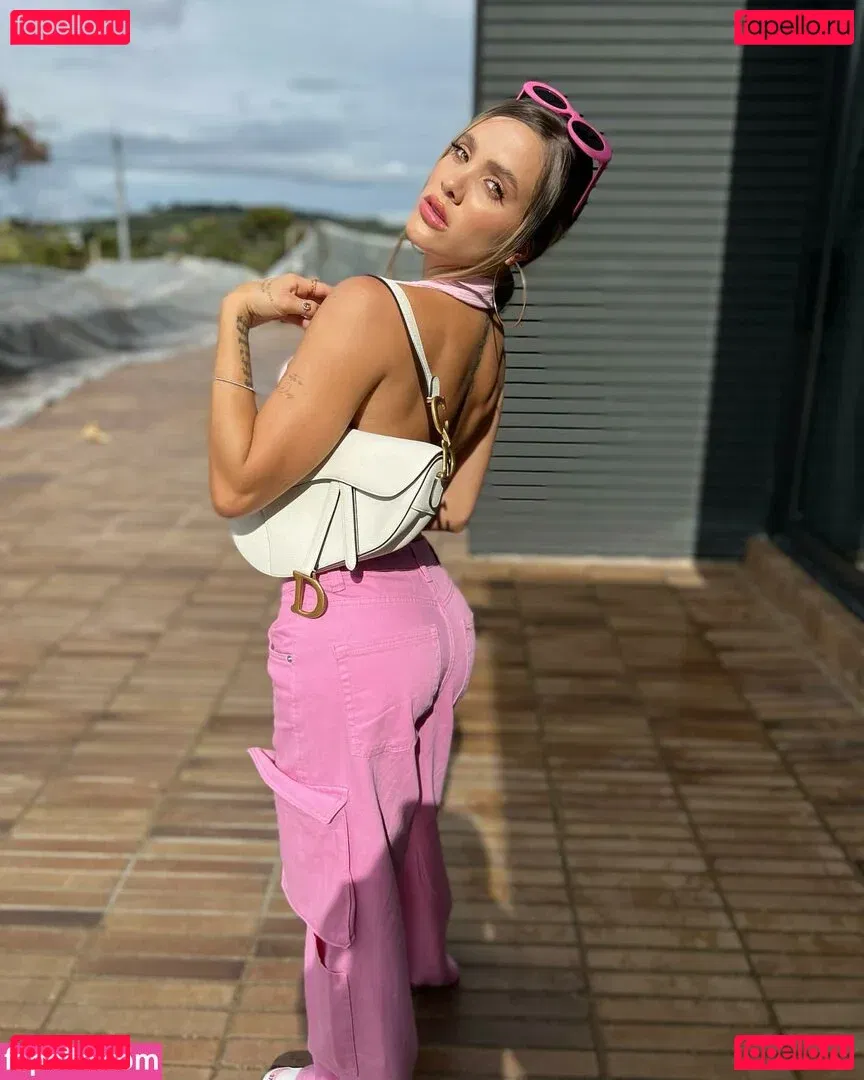 Mally Restrepo Onlyfans Photo Gallery 