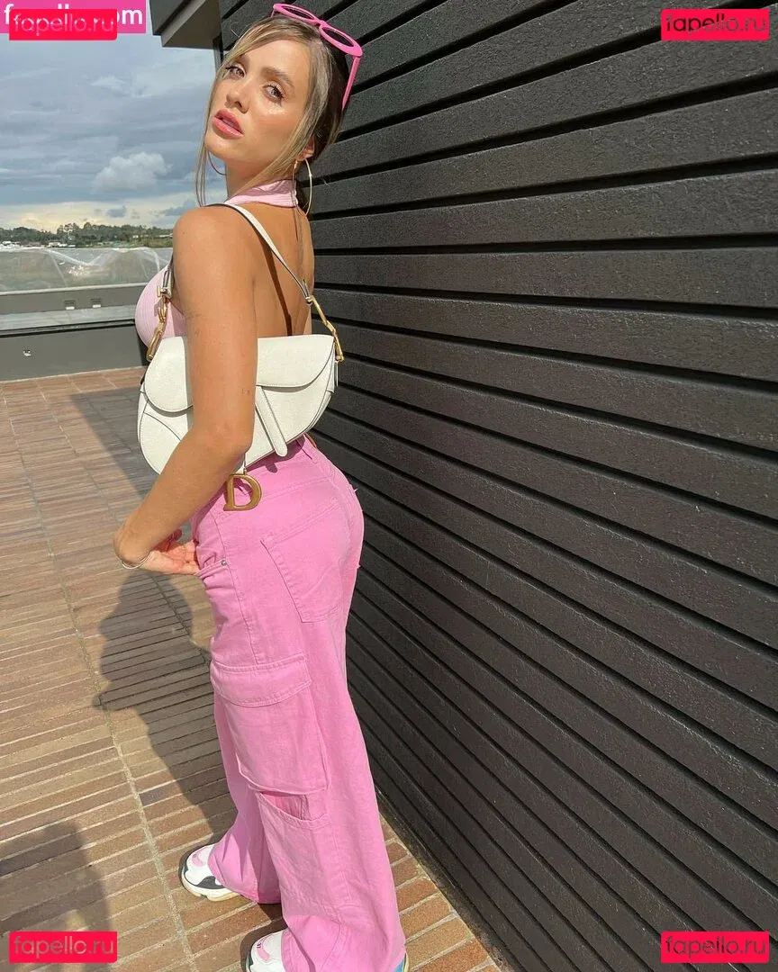 Mally Restrepo Onlyfans Photo Gallery 