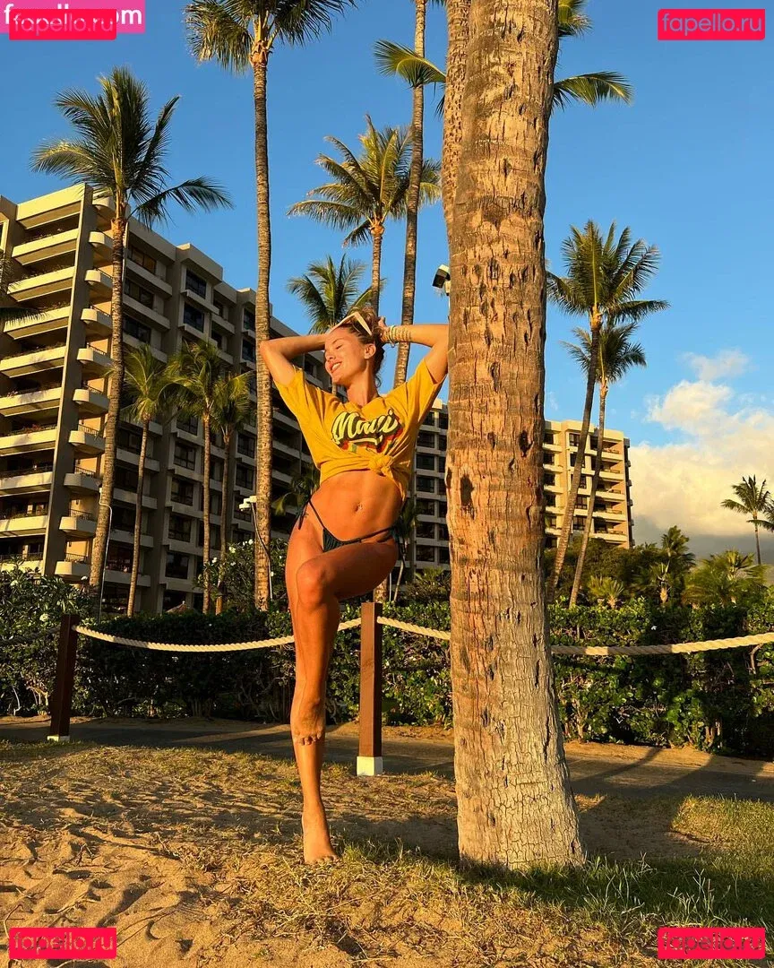 Mally Restrepo Onlyfans Photo Gallery 