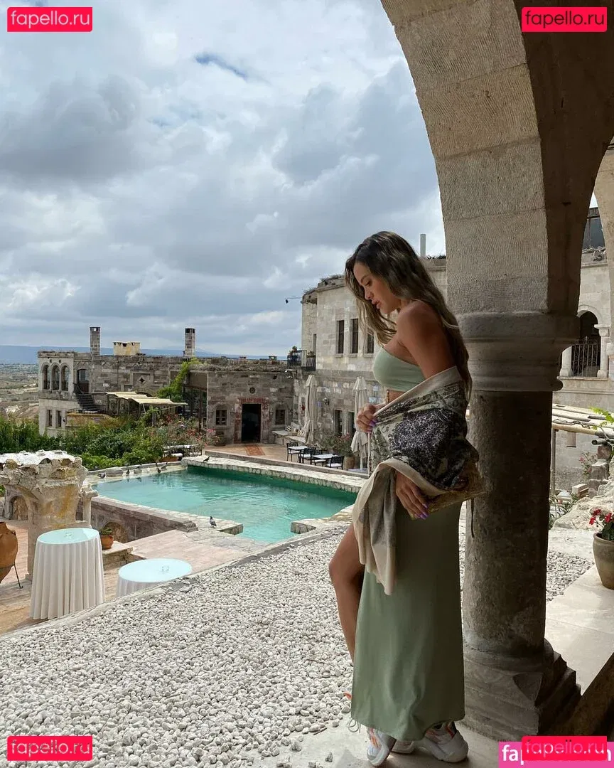 Mally Restrepo Onlyfans Photo Gallery 