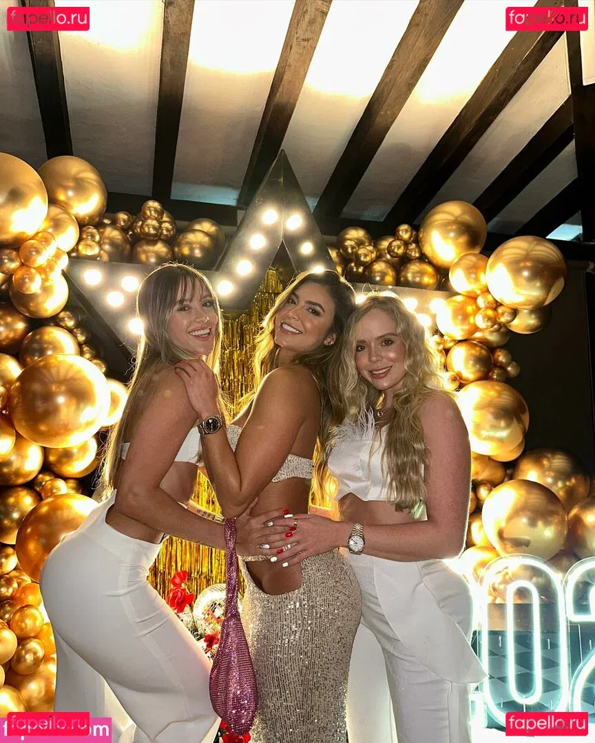 Mally Restrepo Onlyfans Photo Gallery 