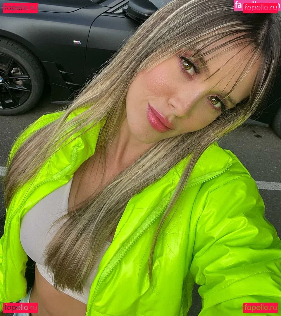 Mally Restrepo Onlyfans Photo Gallery 