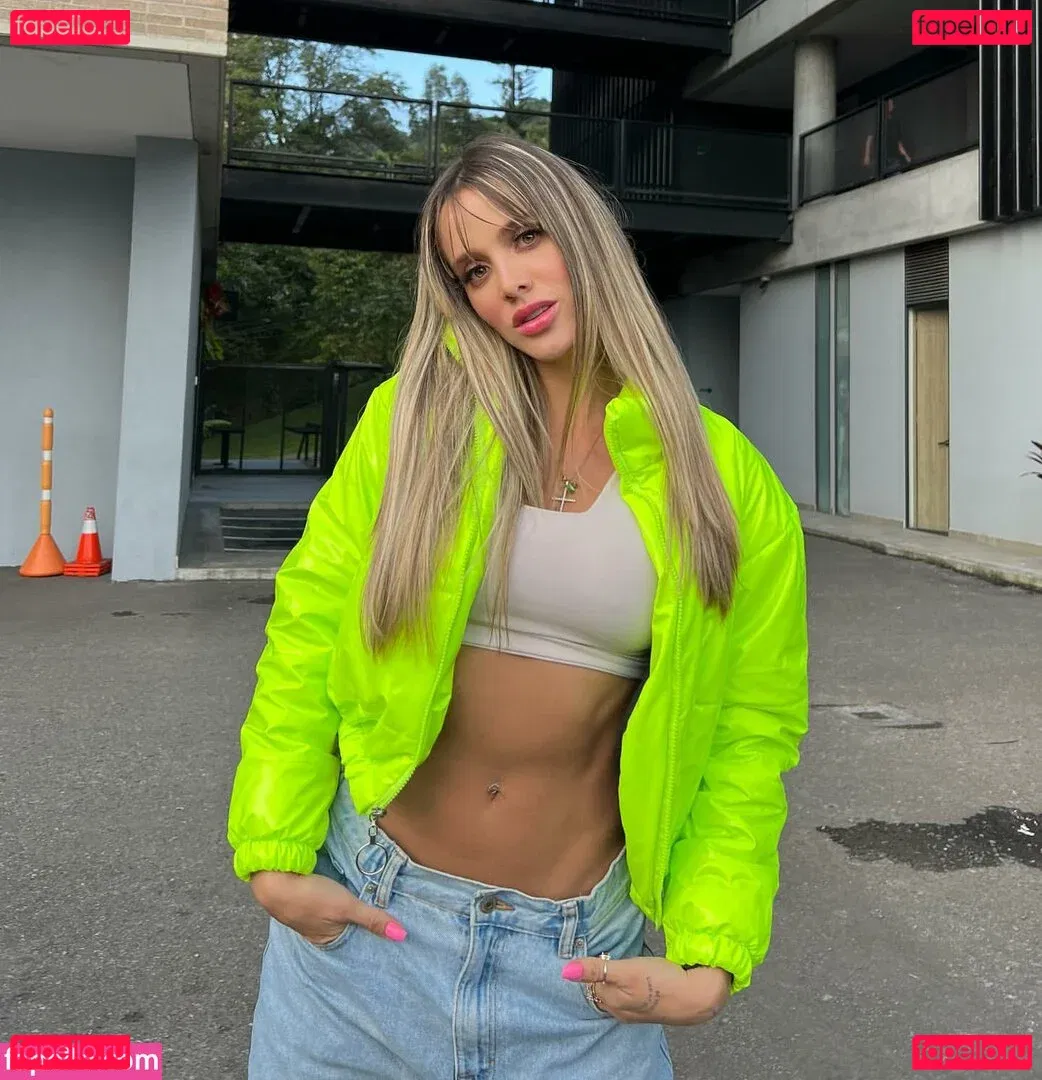 Mally Restrepo Onlyfans Photo Gallery 