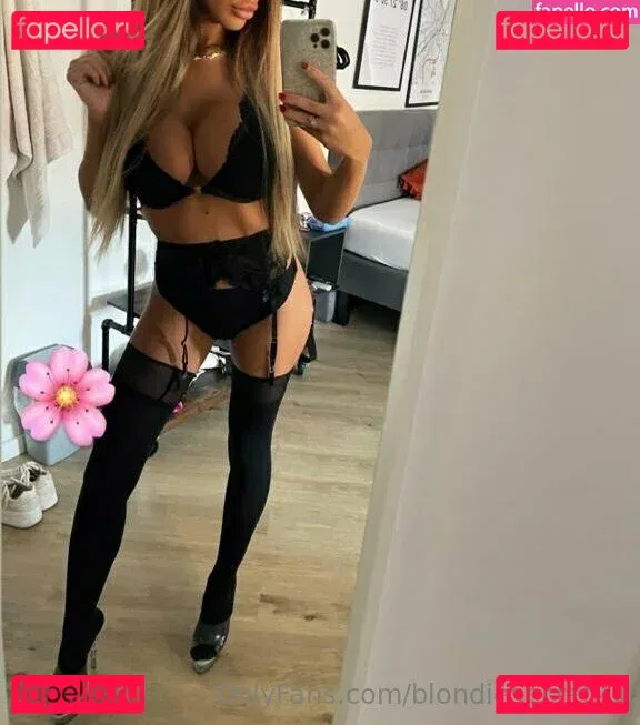 blondiesecret23 Onlyfans Photo Gallery 