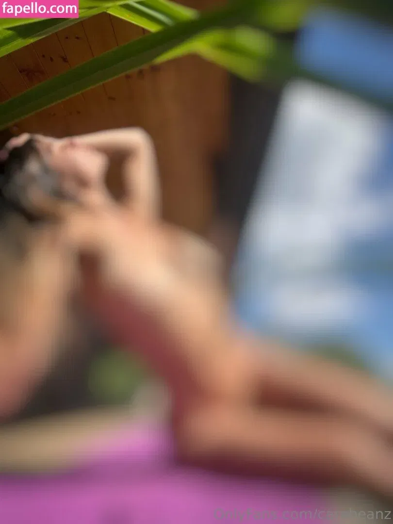 Carabeanz Onlyfans Photo Gallery 