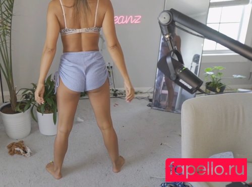 Carabeanz Nude Onlyfans Photo 15