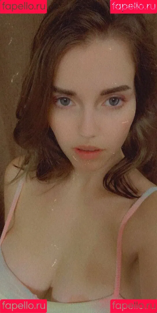QT Lux Onlyfans Photo Gallery 