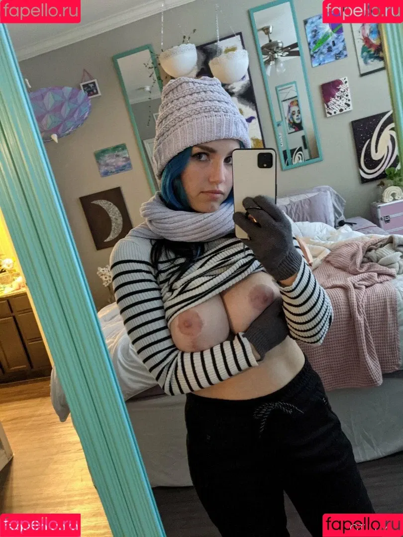 QT Lux Onlyfans Photo Gallery 