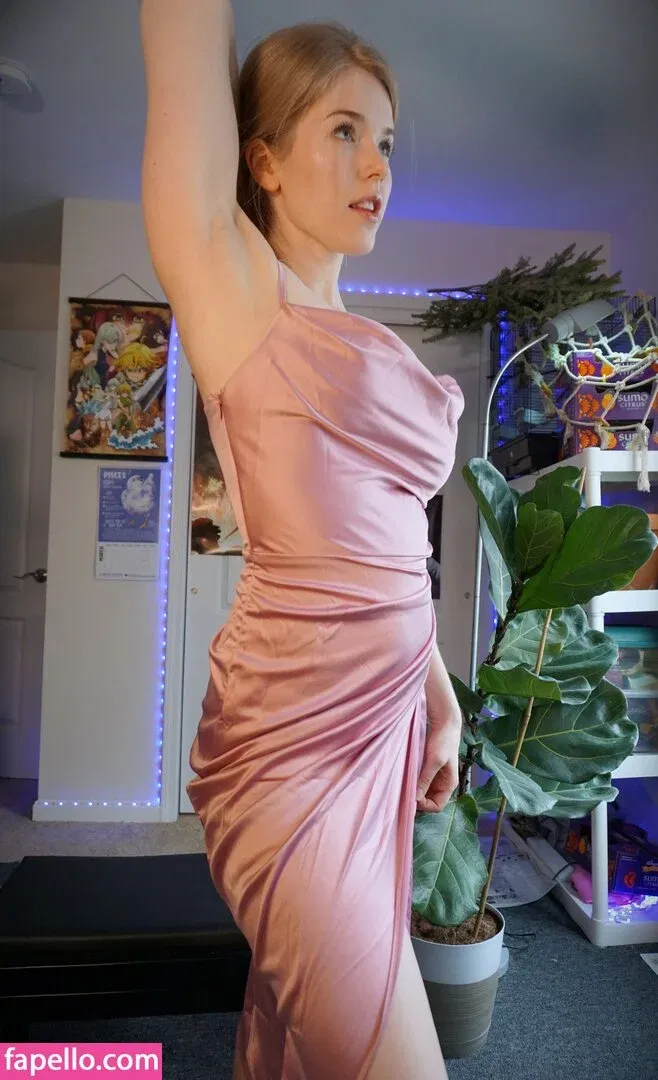 DatOtterGirl Onlyfans Photo Gallery 