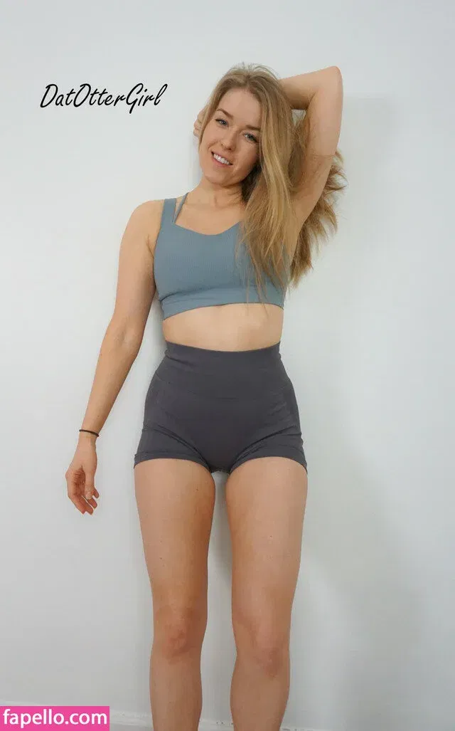 DatOtterGirl Onlyfans Photo Gallery 