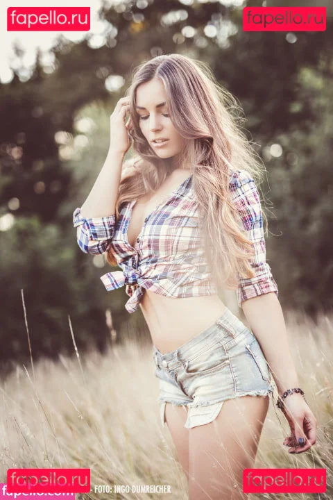 Viktoria Fischer Onlyfans Photo Gallery 