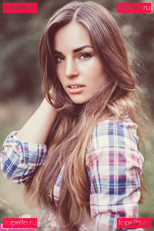 Viktoria Fischer Onlyfans Photo Gallery 