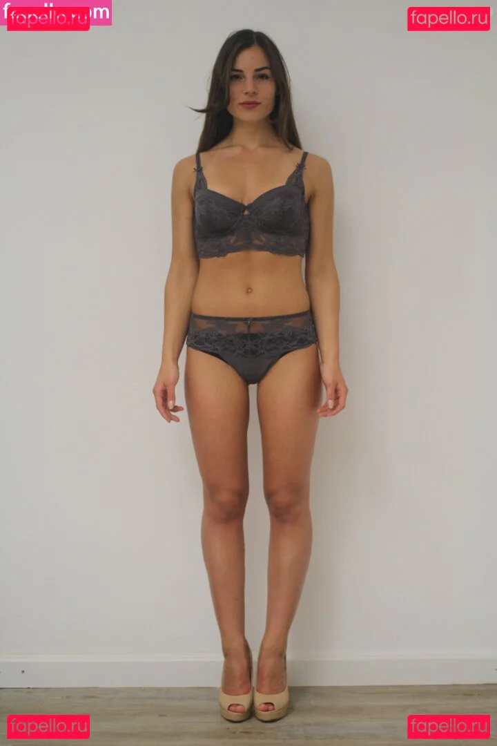 Viktoria Fischer Onlyfans Photo Gallery 