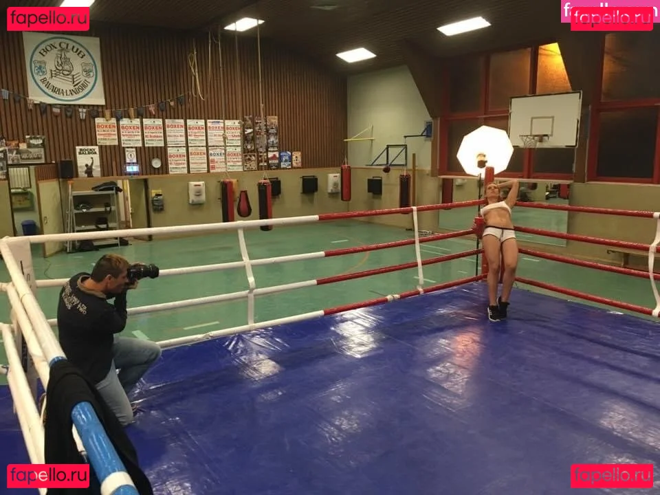 Viktoria Fischer Onlyfans Photo Gallery 