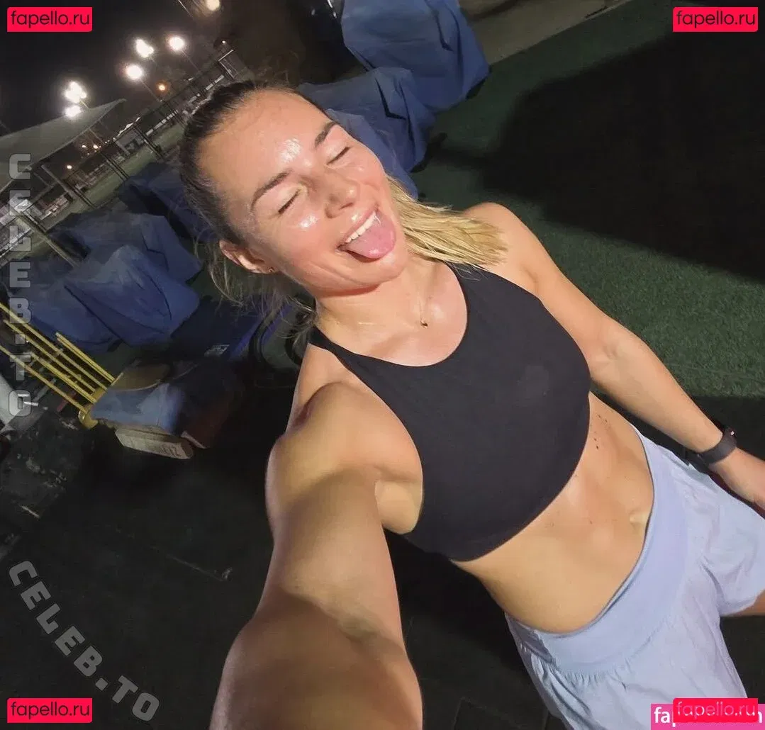 Viktoria Fischer Onlyfans Photo Gallery 