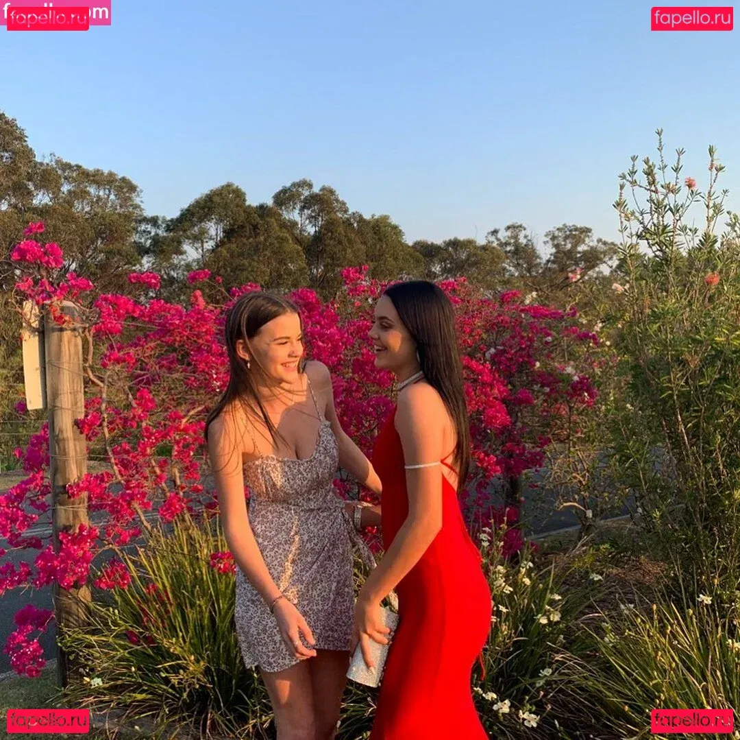 Grace Laura Onlyfans Photo Gallery 