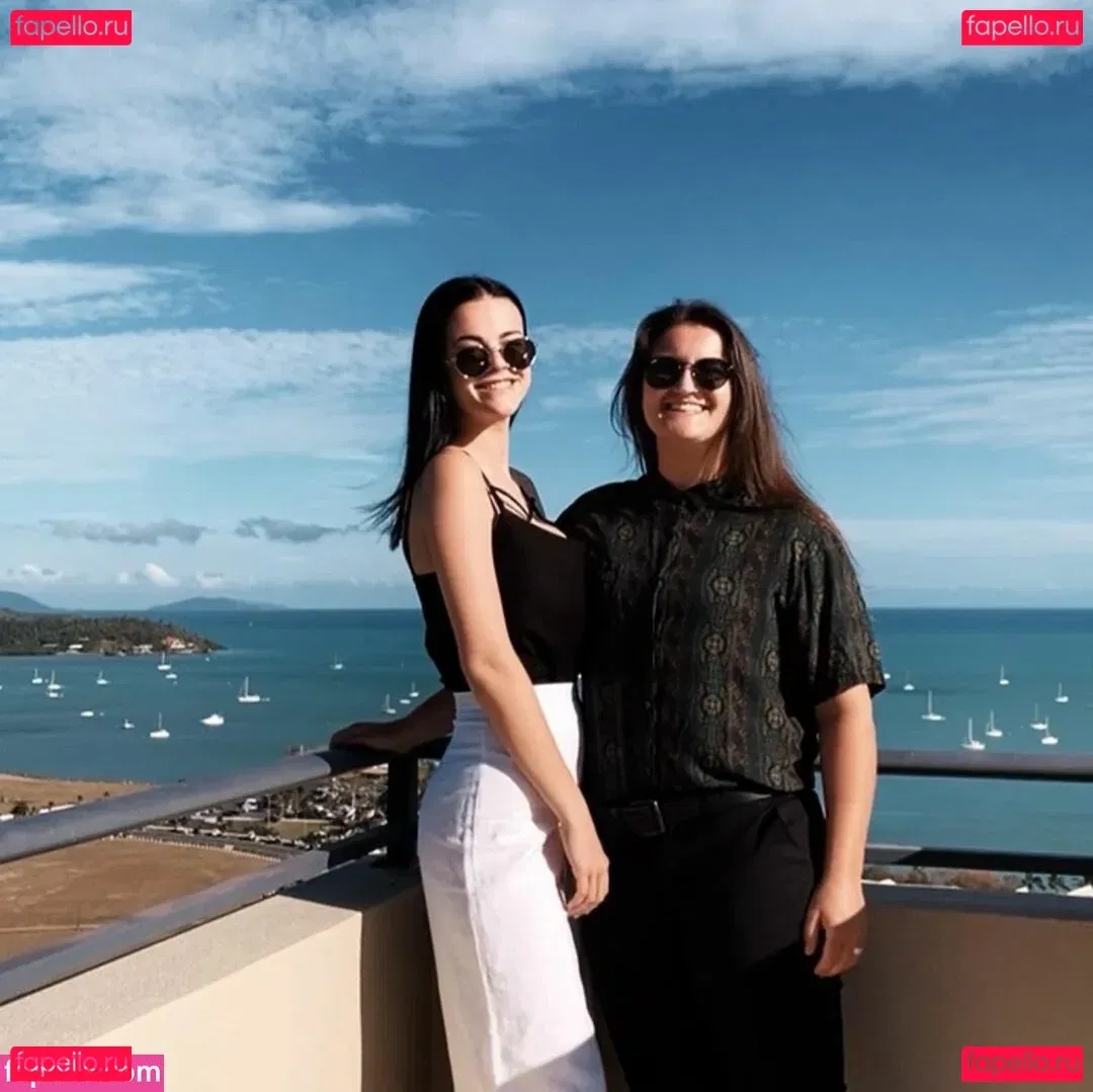 Grace Laura Onlyfans Photo Gallery 