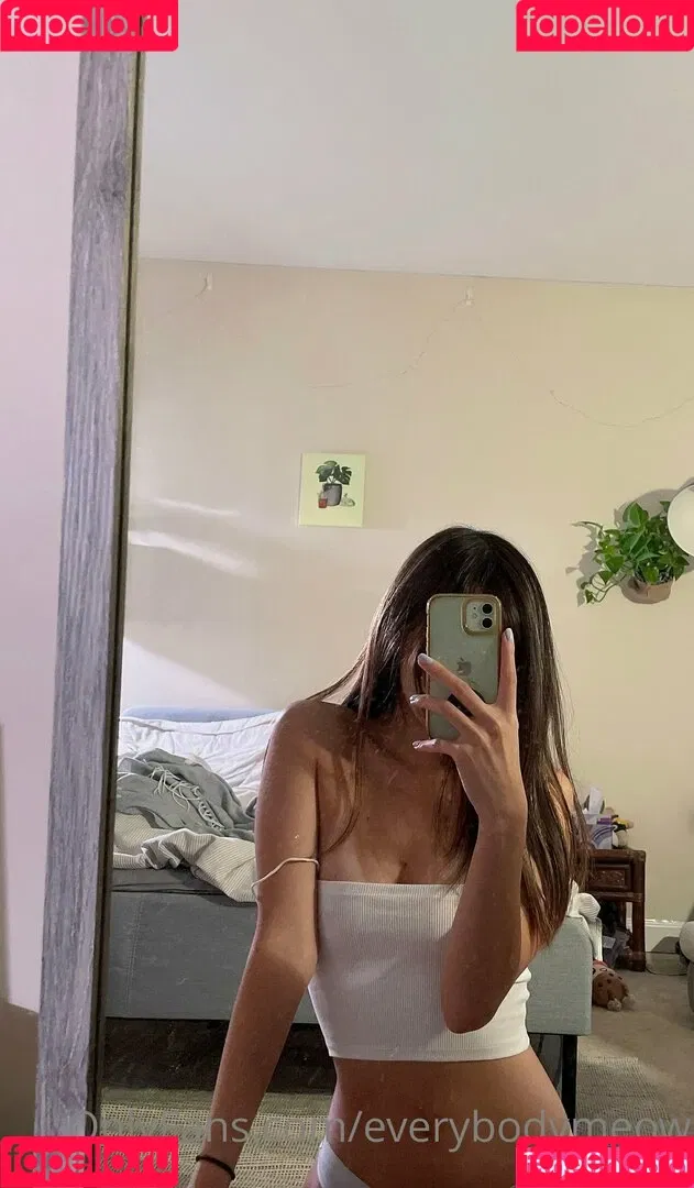 everybodymeow Onlyfans Photo Gallery 
