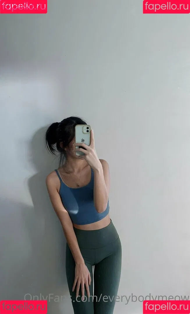 everybodymeow Onlyfans Photo Gallery 
