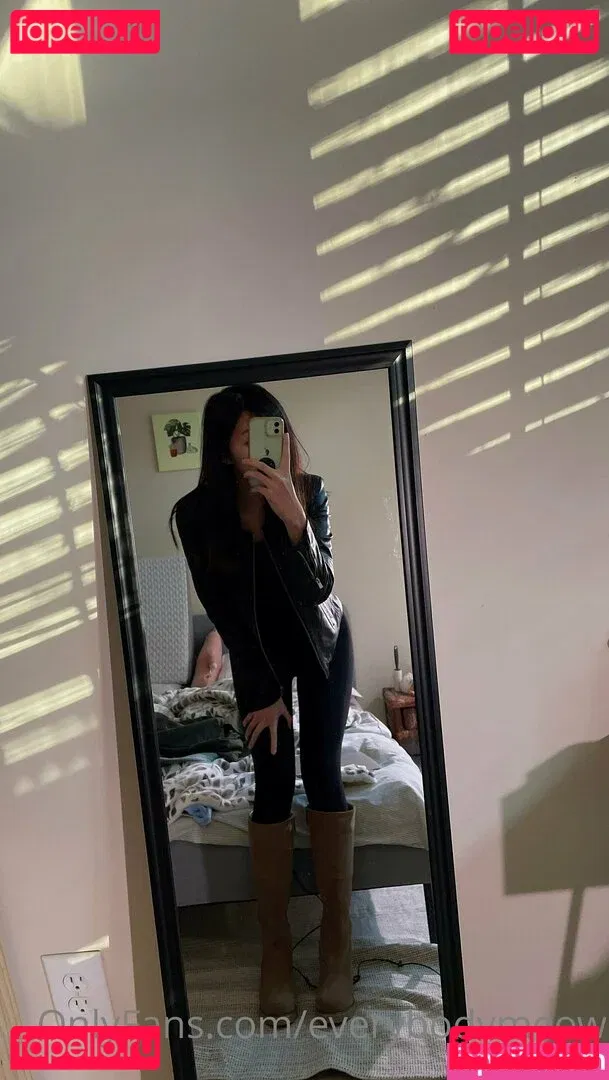 everybodymeow Onlyfans Photo Gallery 