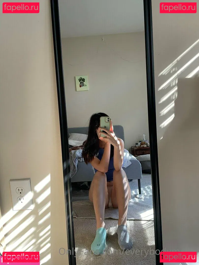 everybodymeow Onlyfans Photo Gallery 