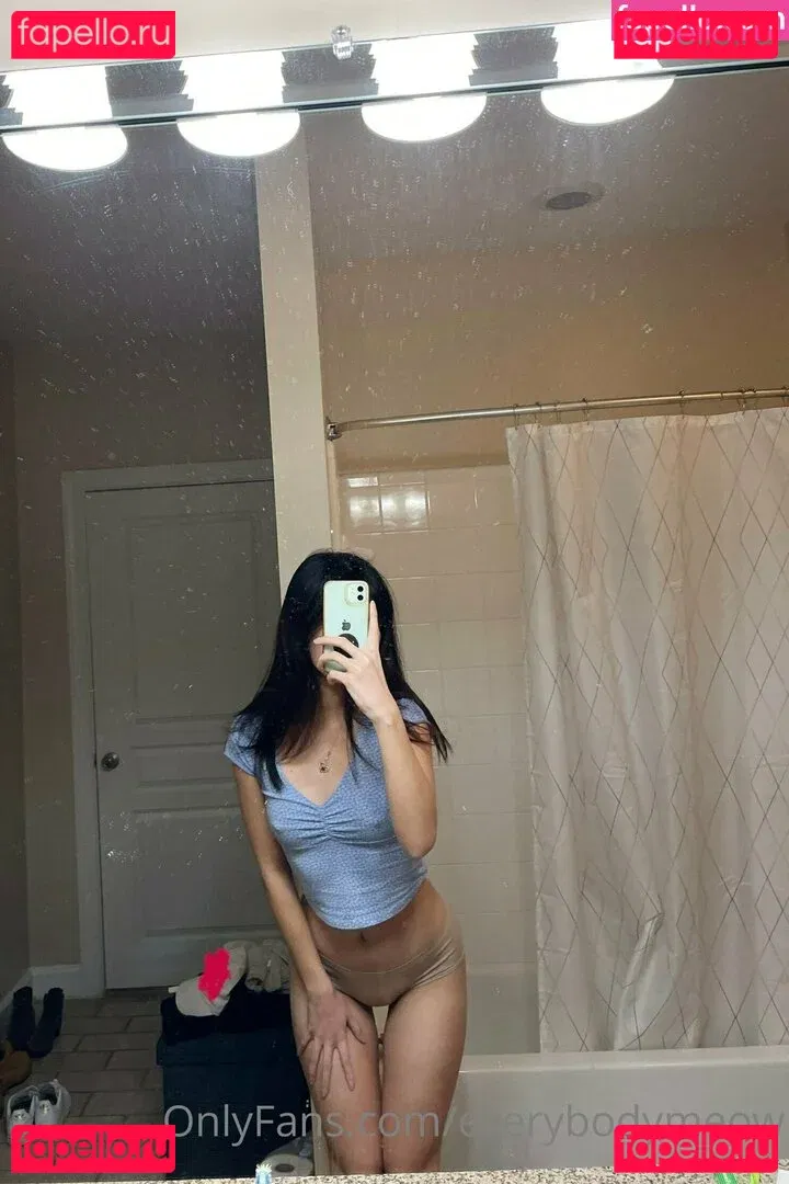 everybodymeow Onlyfans Photo Gallery 