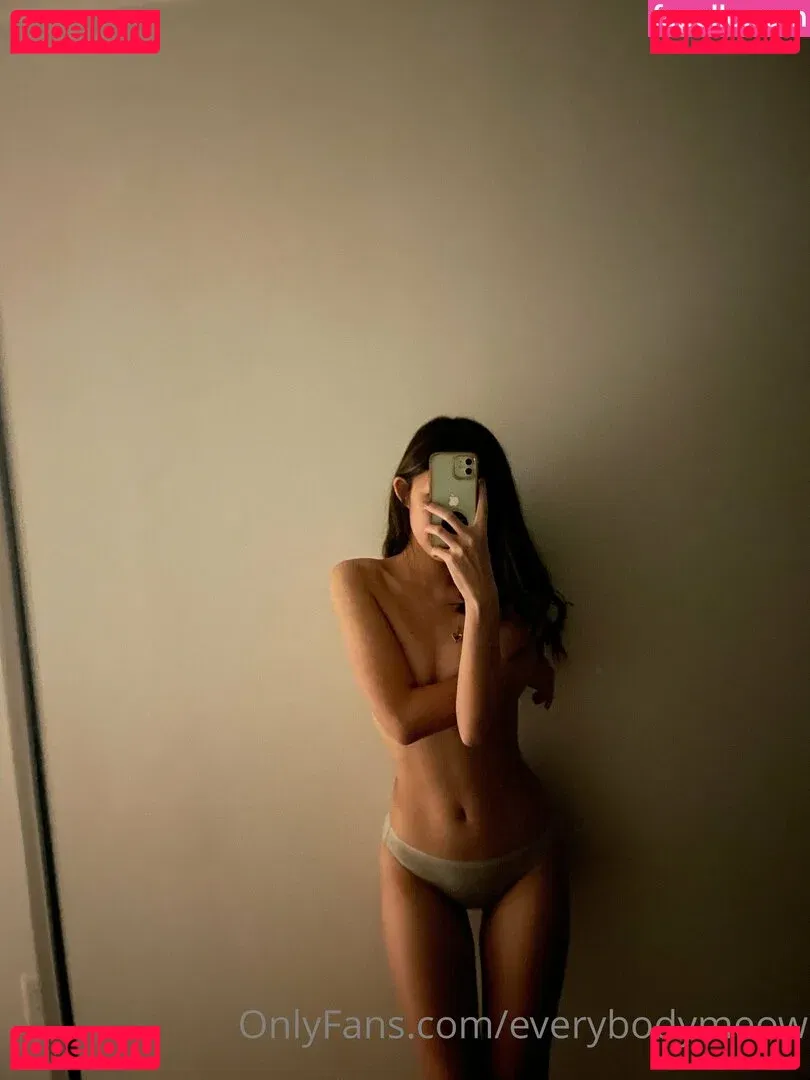 everybodymeow Onlyfans Photo Gallery 