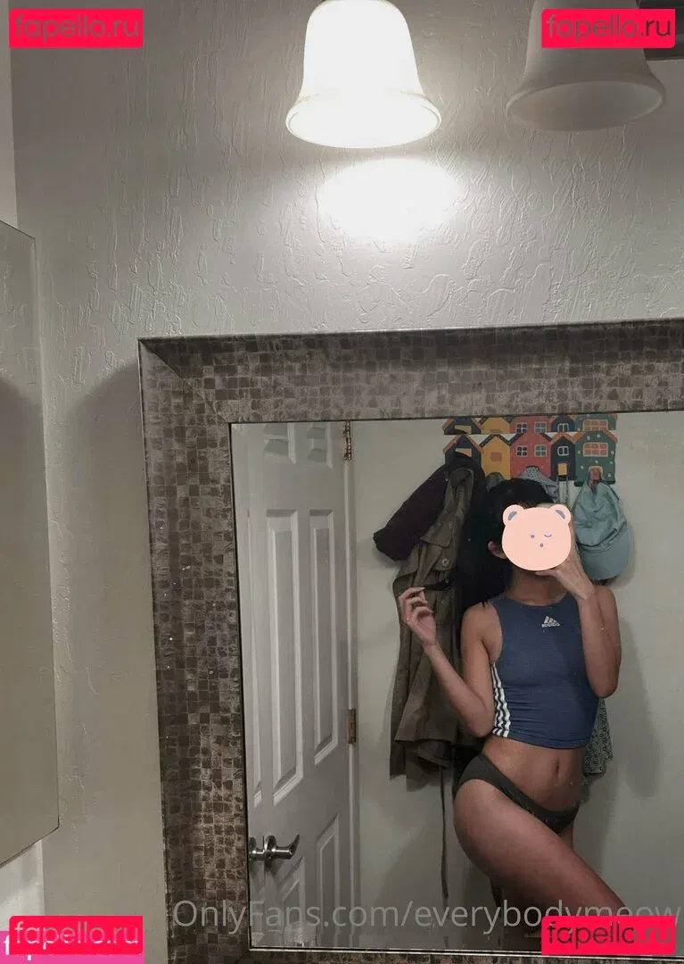 everybodymeow Onlyfans Photo Gallery 