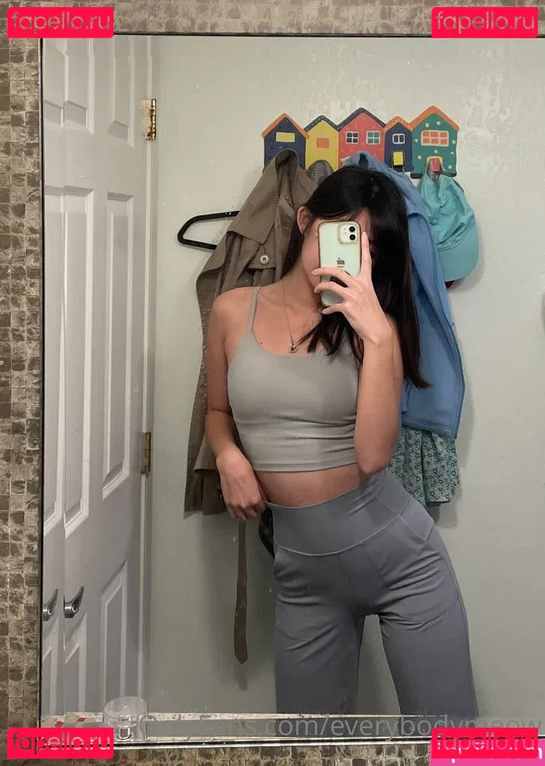 everybodymeow Onlyfans Photo Gallery 