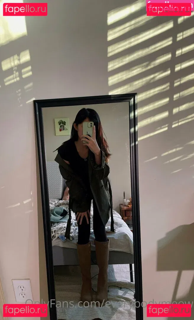 everybodymeow Onlyfans Photo Gallery 