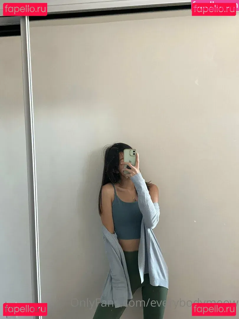 everybodymeow Onlyfans Photo Gallery 