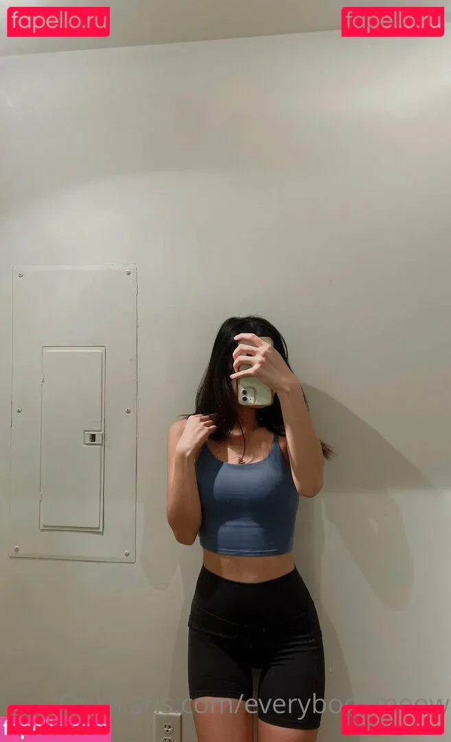 everybodymeow Onlyfans Photo Gallery 