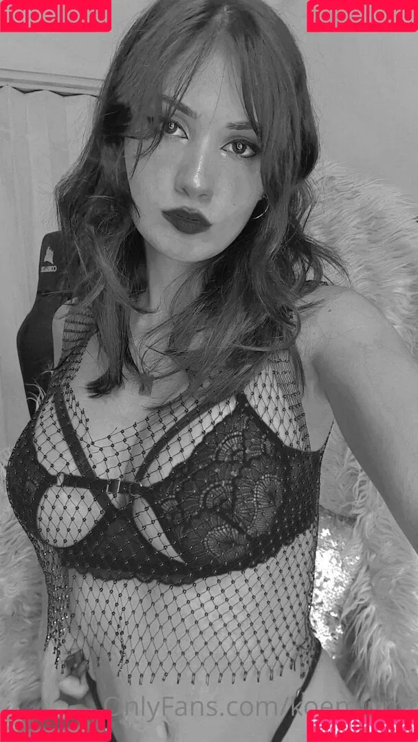 Koemiumi Onlyfans Photo Gallery 