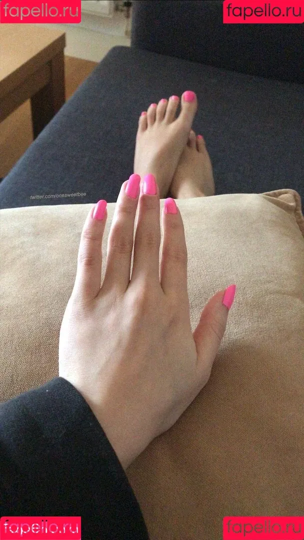 onesweetbee Onlyfans Photo Gallery 