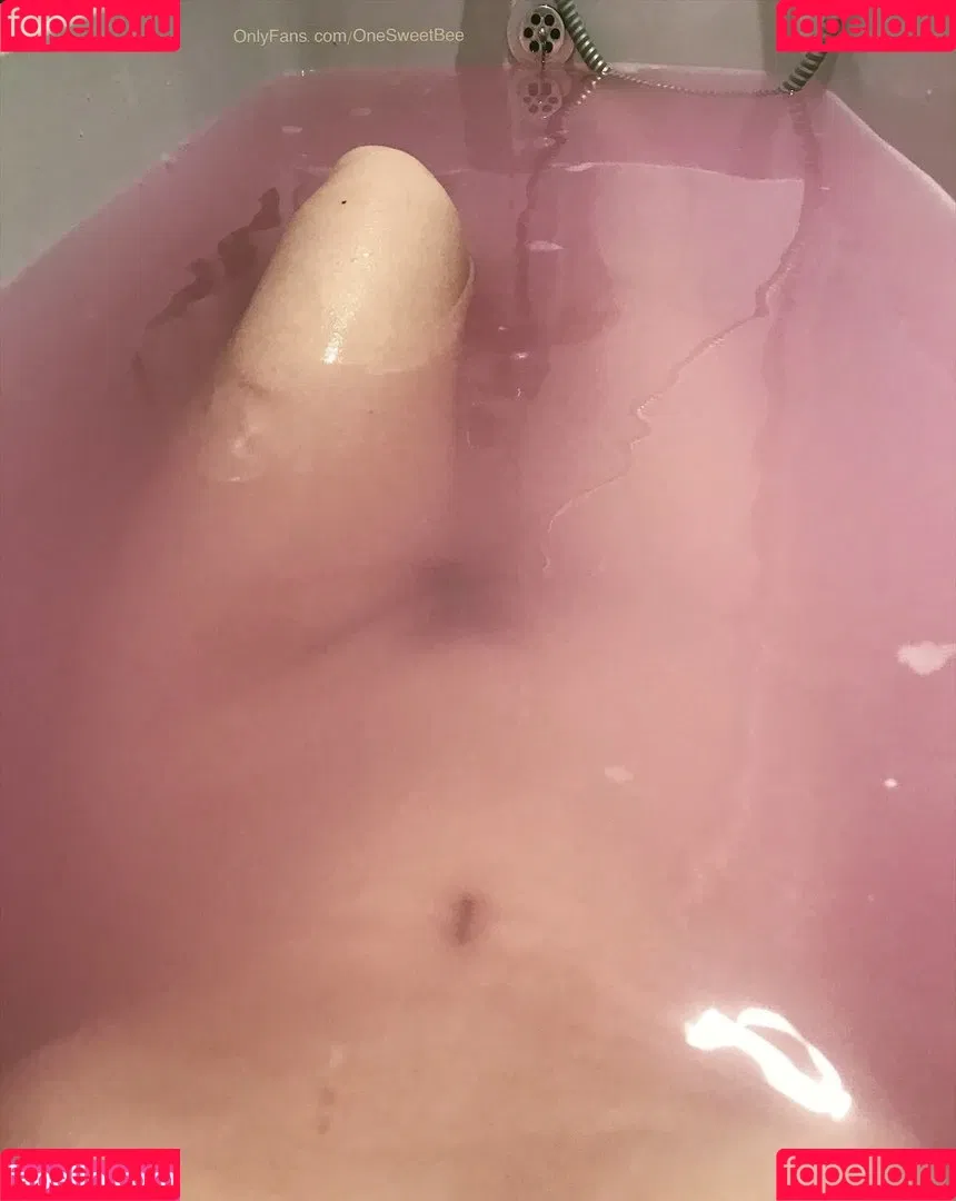 onesweetbee Onlyfans Photo Gallery 