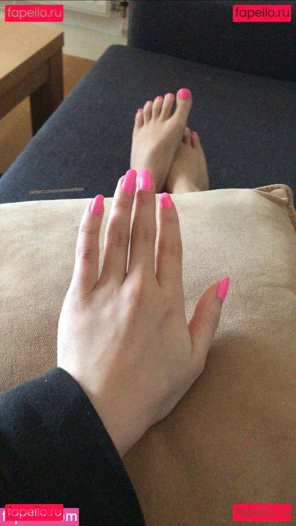 onesweetbee Onlyfans Photo Gallery 