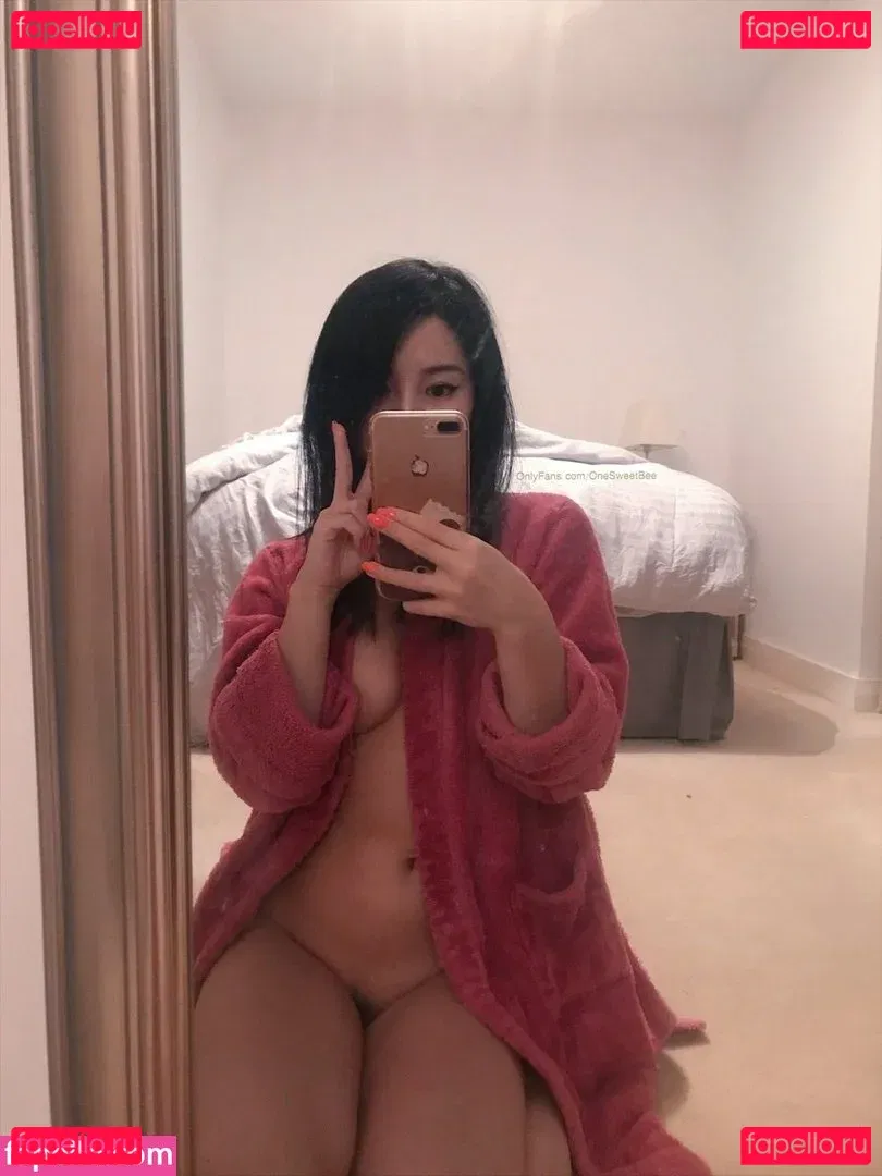 onesweetbee Onlyfans Photo Gallery 